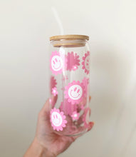 Load image into Gallery viewer, Smiley Flowers Glass Can Cup
